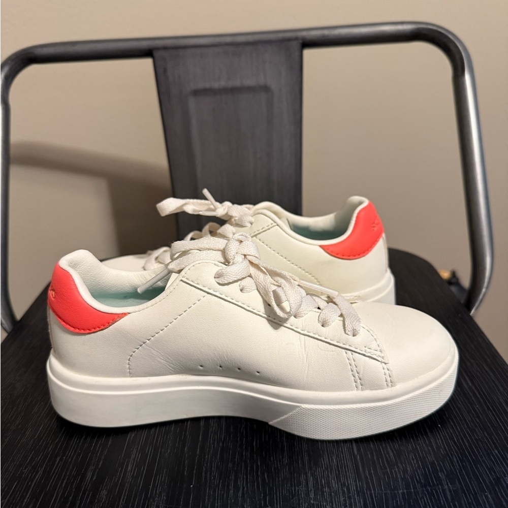 Skechers Kids Sneakers in White, Aqua, and Coral - Picture 6 of 13